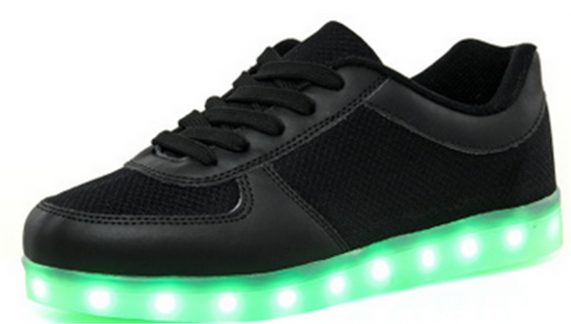 Closeout Wholesale Unisex LED Shoes USB Charging Flashing Sneakers Closeout Wholesale Unisex LED Shoes USB Charging Flashing Sneakers