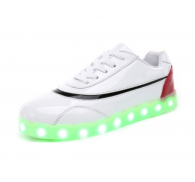 2017 Hot Sale Sneakers With LED Flashing Lights For Adults And Child