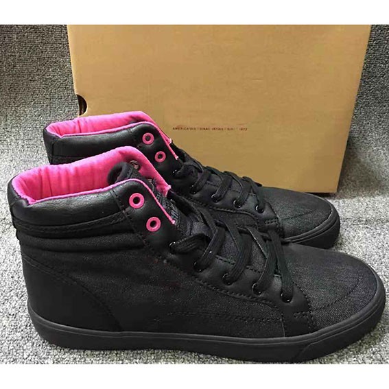 canvas shoes brand name