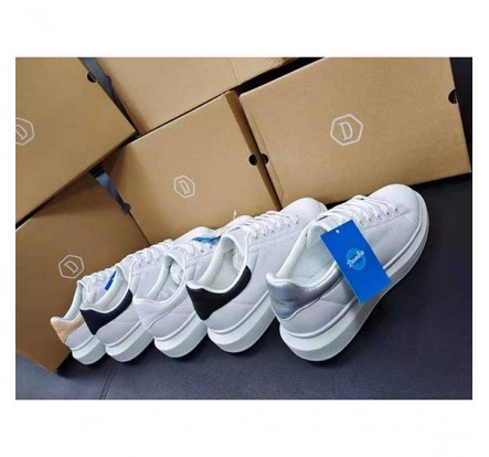 Man Woman White PU Sneaker Shoes Stock Clearance