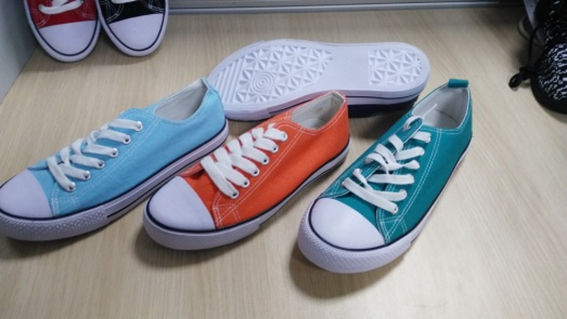 canvas shoes