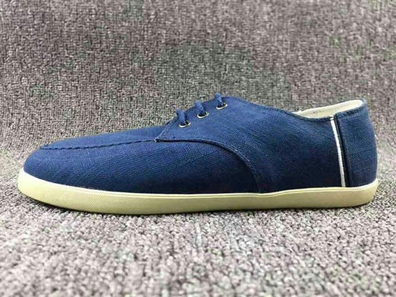 brand canvas shoes