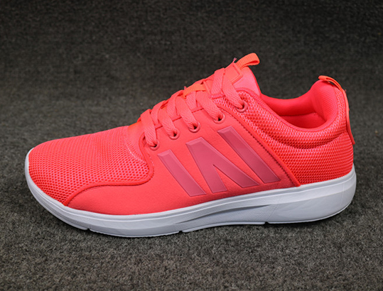 ladies sports shoes