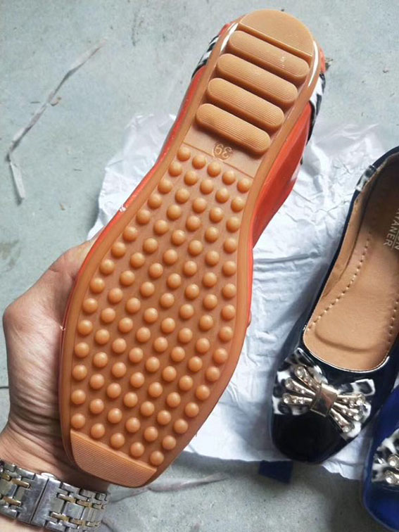 china cheap flat shoes