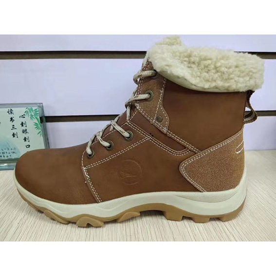 woman boot for man