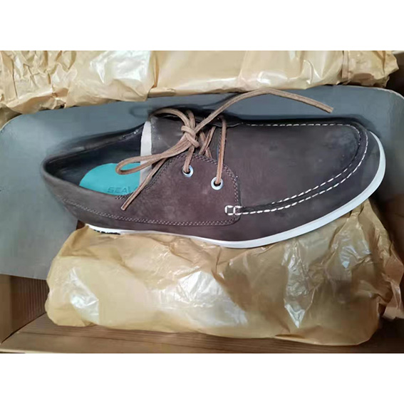 branded shoe closeout