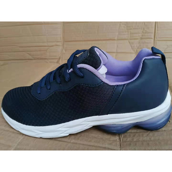 man sport shoe