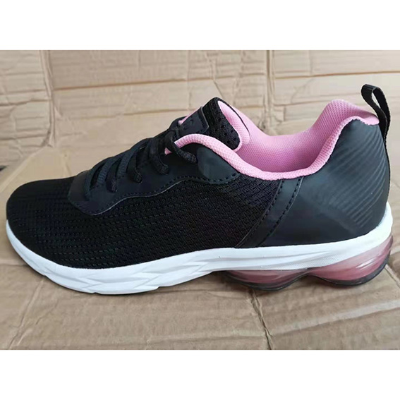 woman sport shoe