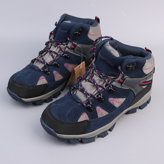 waterproof hiking shoe