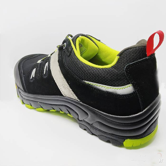 STOCK OUTDOOR SHOES